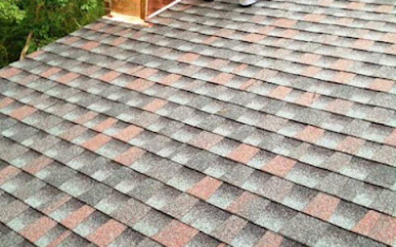 Lyons Contracting — Roofing contractor in Alexandria