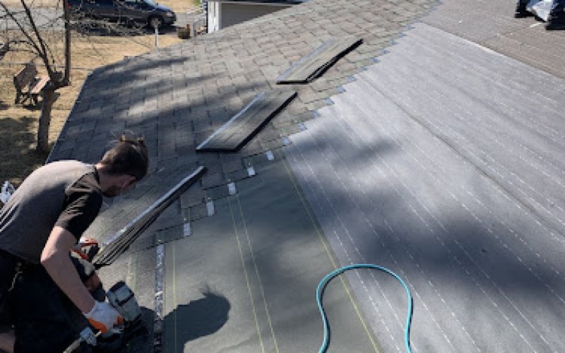 R & M Roofing