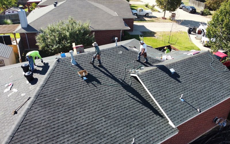 Lioncraft Roofing & Solar