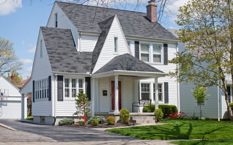 Robison Construction — Roofing contractor in Cedar Rapids