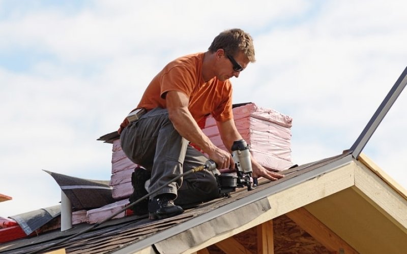 Midwest Roofing — Roofing contractor in Chicago