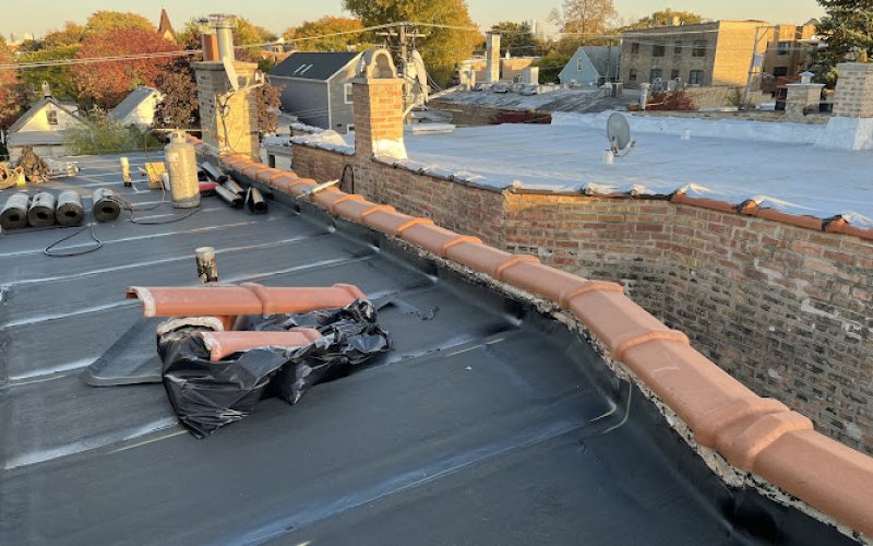 Windy City Flat Roof — Roofing contractor in Chicago