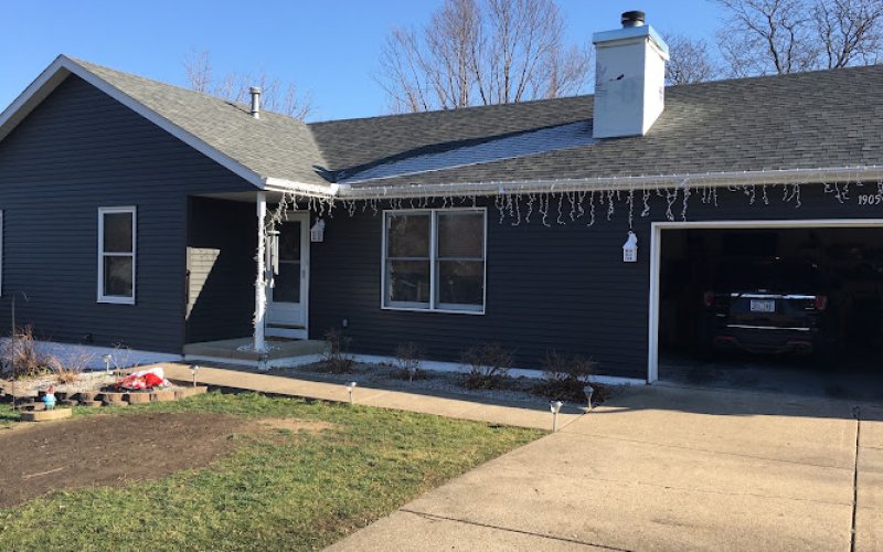 Foley Contracting LLC — Roofing contractor in Davenport