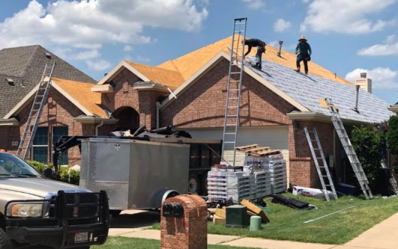 Red Ladder Roofing & Construction — Roofing contractor in Denton