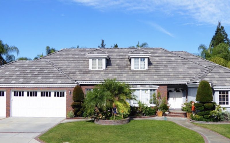 RC Roofing Company — Roofing contractor in Downey