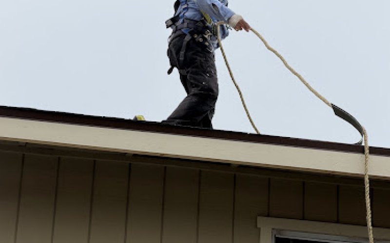 Royal Roofing Company — Roofing contractor in Downey