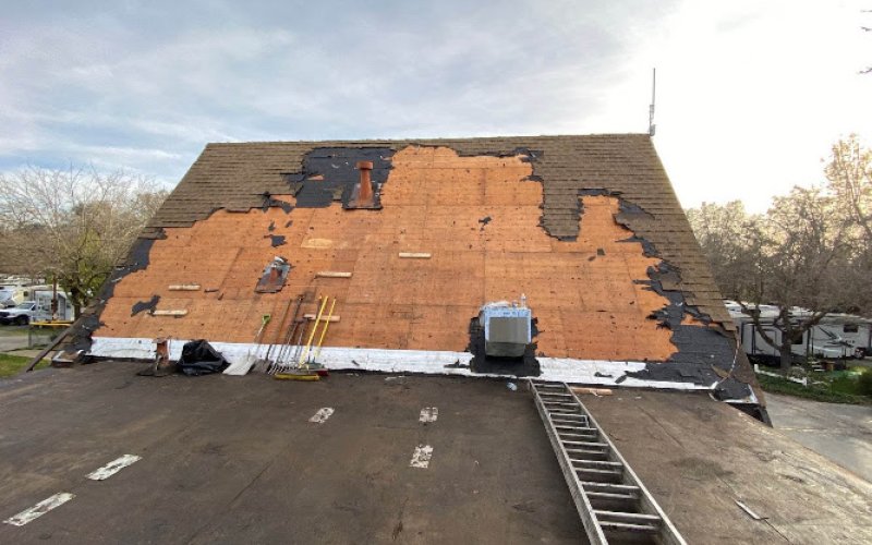 Edgeline Roofing Services — Roofing contractor in Elk Grove