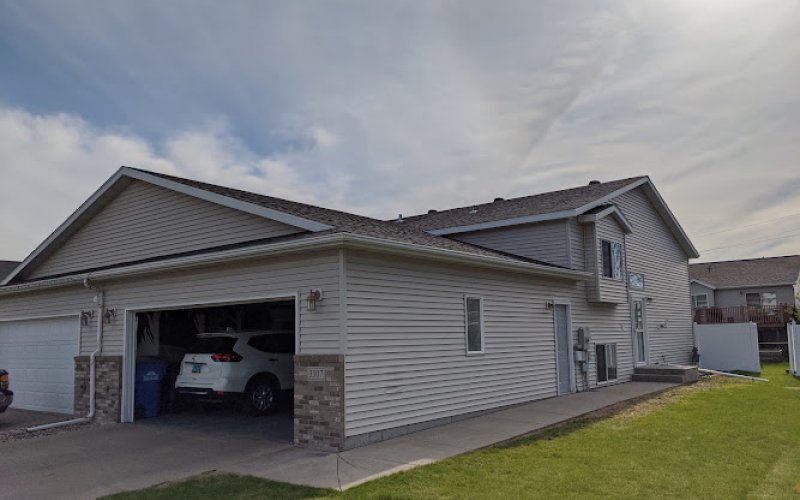 J & J Repairs & Roofing LLC