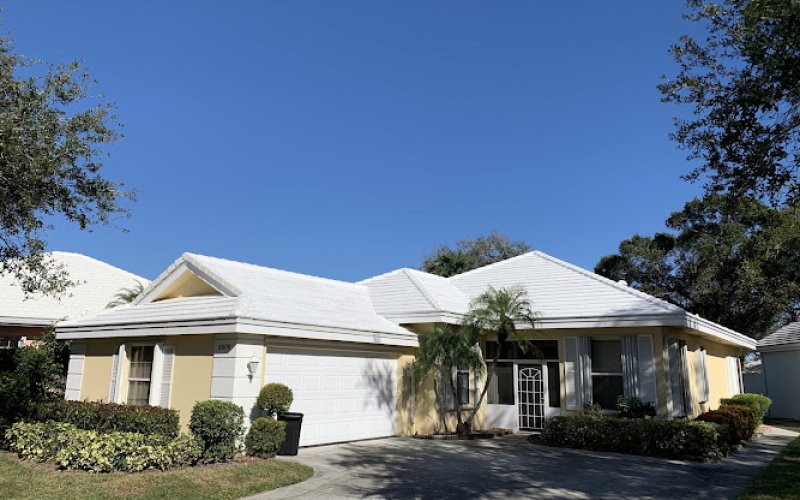M&M ROOFING AND CONSTRUCTION CORP