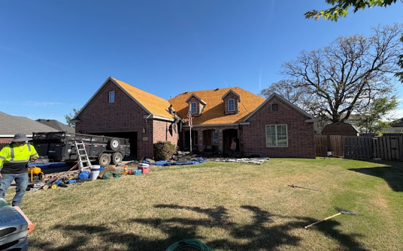 Shamrock Roofing and Construction — Roofing contractor in Fort Smith