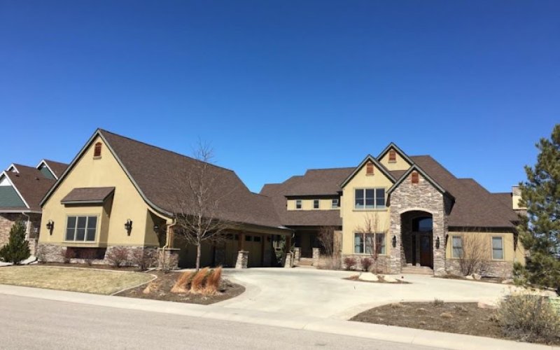 Summit Roofing Solutions LLC