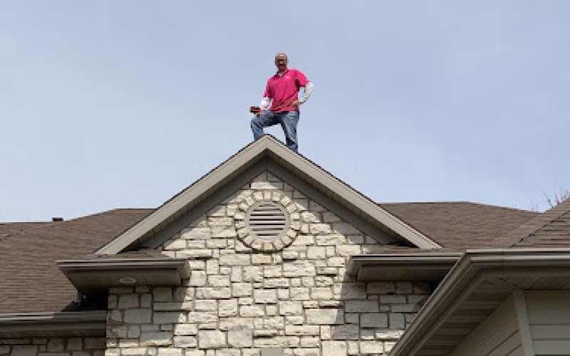 H AND S Roofing LLC — Roofing contractor in Green Bay