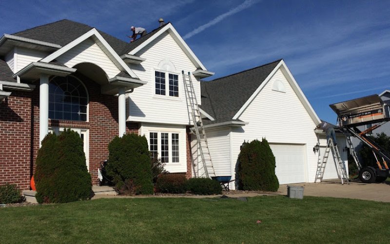 Weather-Tite Exteriors — Roofing contractor in Green Bay