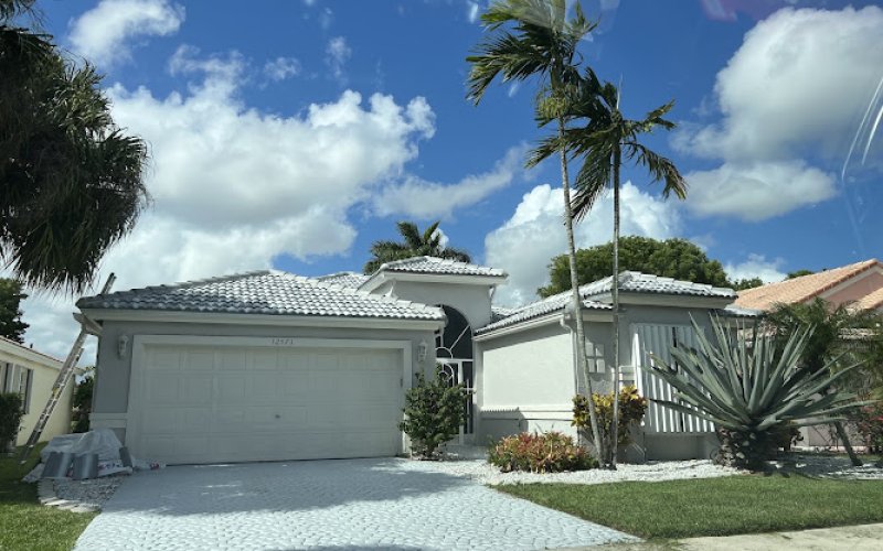 Alonso Roofing — Roofing contractor in Hialeah