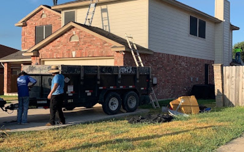 R & R Roofing LLC