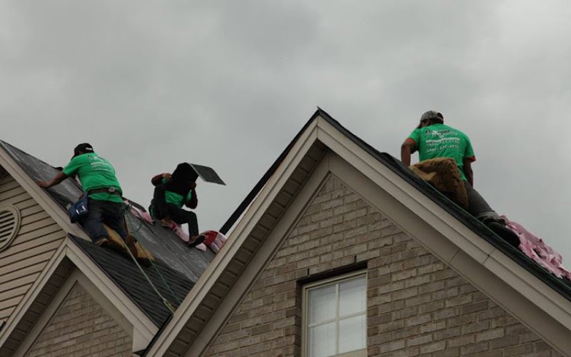 Apex Roofing of Greater Kentucky — Roofing contractor in Lexington