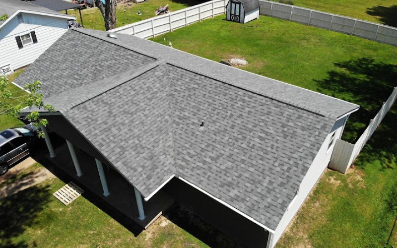 Barrier Roofs — Roofing contractor in Lexington