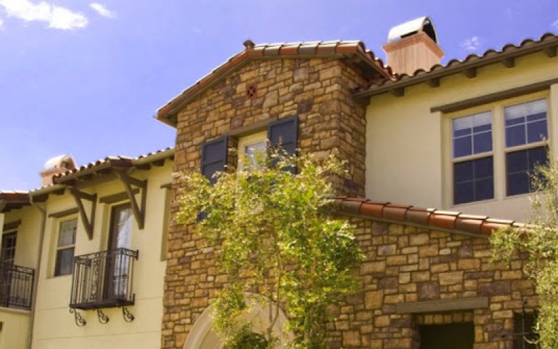 Roberts Roofing