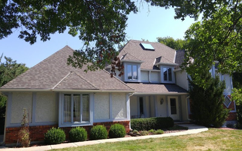 M & M Roofing Co. Inc — Roofing contractor in Olathe