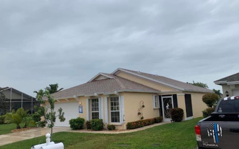 DeLo Roofing and Construction