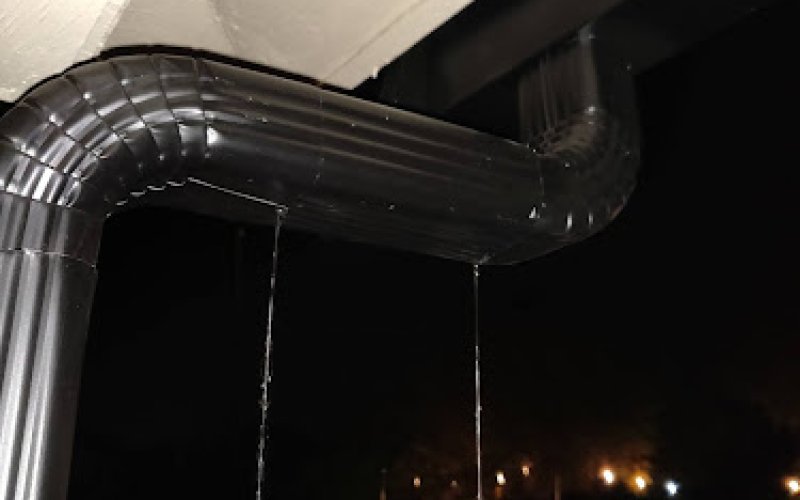 A & K Roofing And Gutters