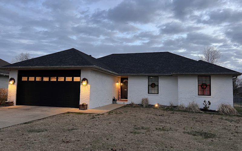 GlennStone Roofing & Gutters — Roofing contractor in Springfield