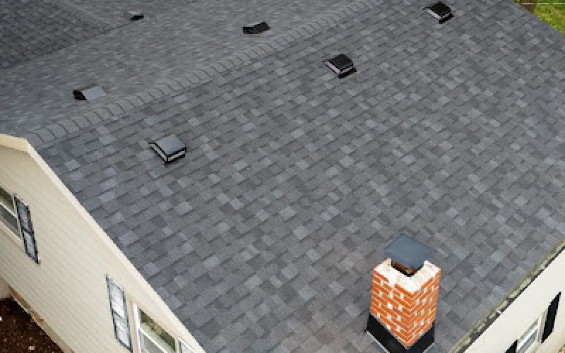 Midwest Roofing — Roofing contractor in Springfield
