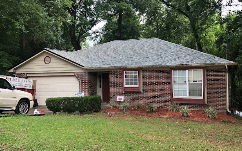 Royal Roofing LLC