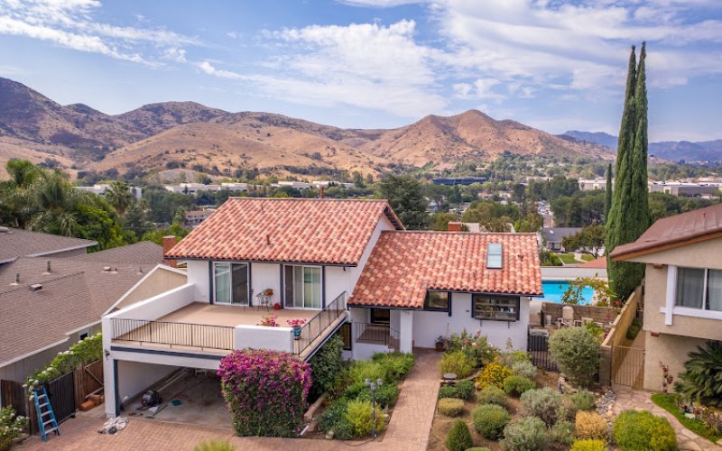 LocalRoofs — Roofing contractor in Thousand Oaks