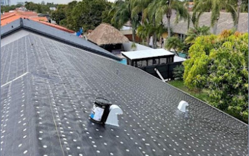 Top Roofing Contractors — Roofing contractor in Thousand Oaks