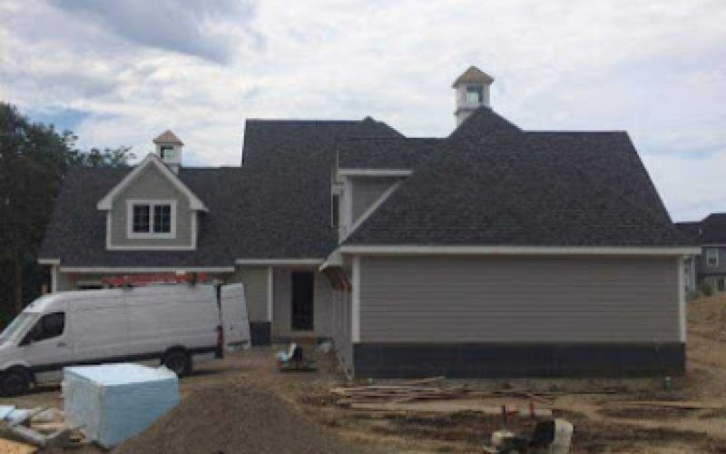 LateNight Roofer — Roofing contractor in Toledo