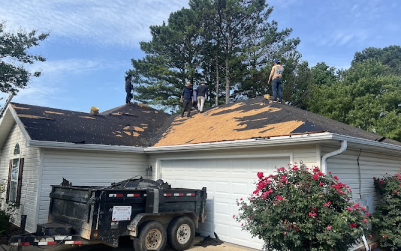 King Roofing LLC.