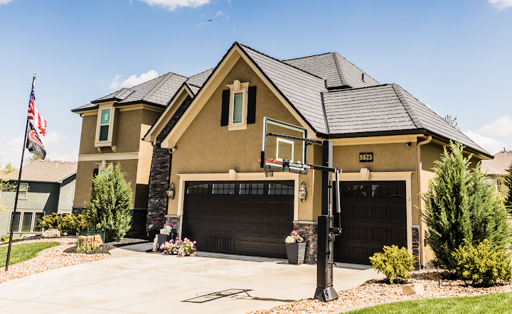 8310 S 137th Cir Suite 8